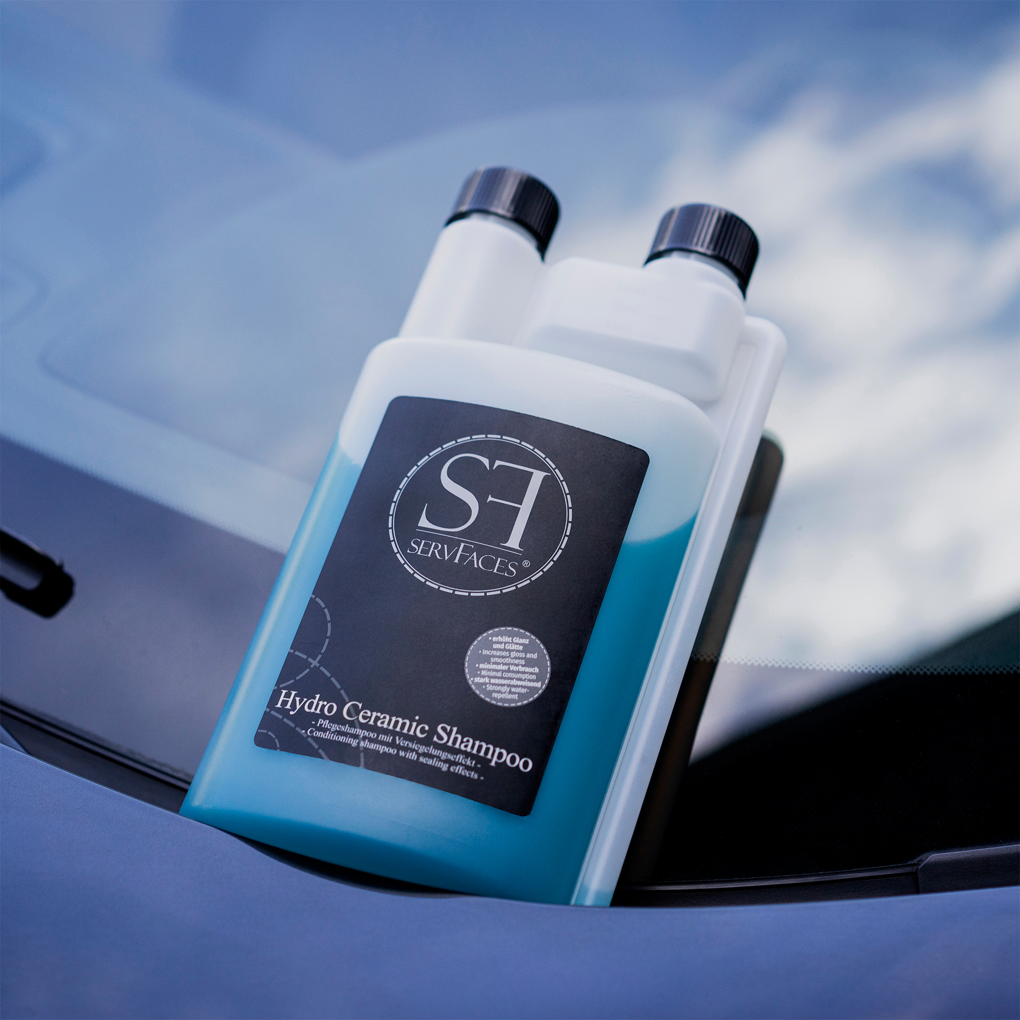 servFaces Hydro Ceramic Shampoo - für langanhaltenden, aktiven Konservierungsschutz Ihrer äußeren Fahrzeugoberflächen