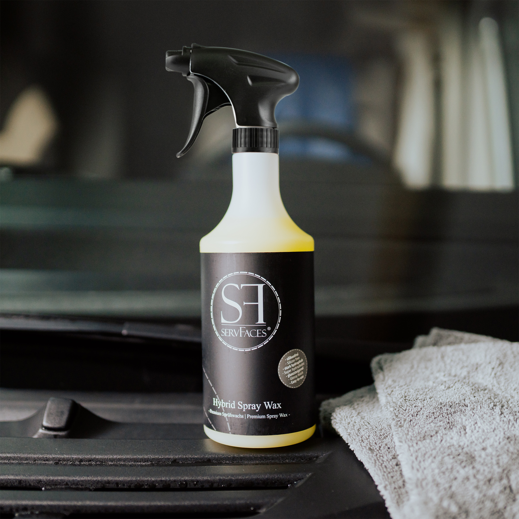 servFaces Hybrid Spray Wax - für langanhaltenden, aktiven Konservierungsschutz Ihrer äußeren Fahrzeugoberflächen
