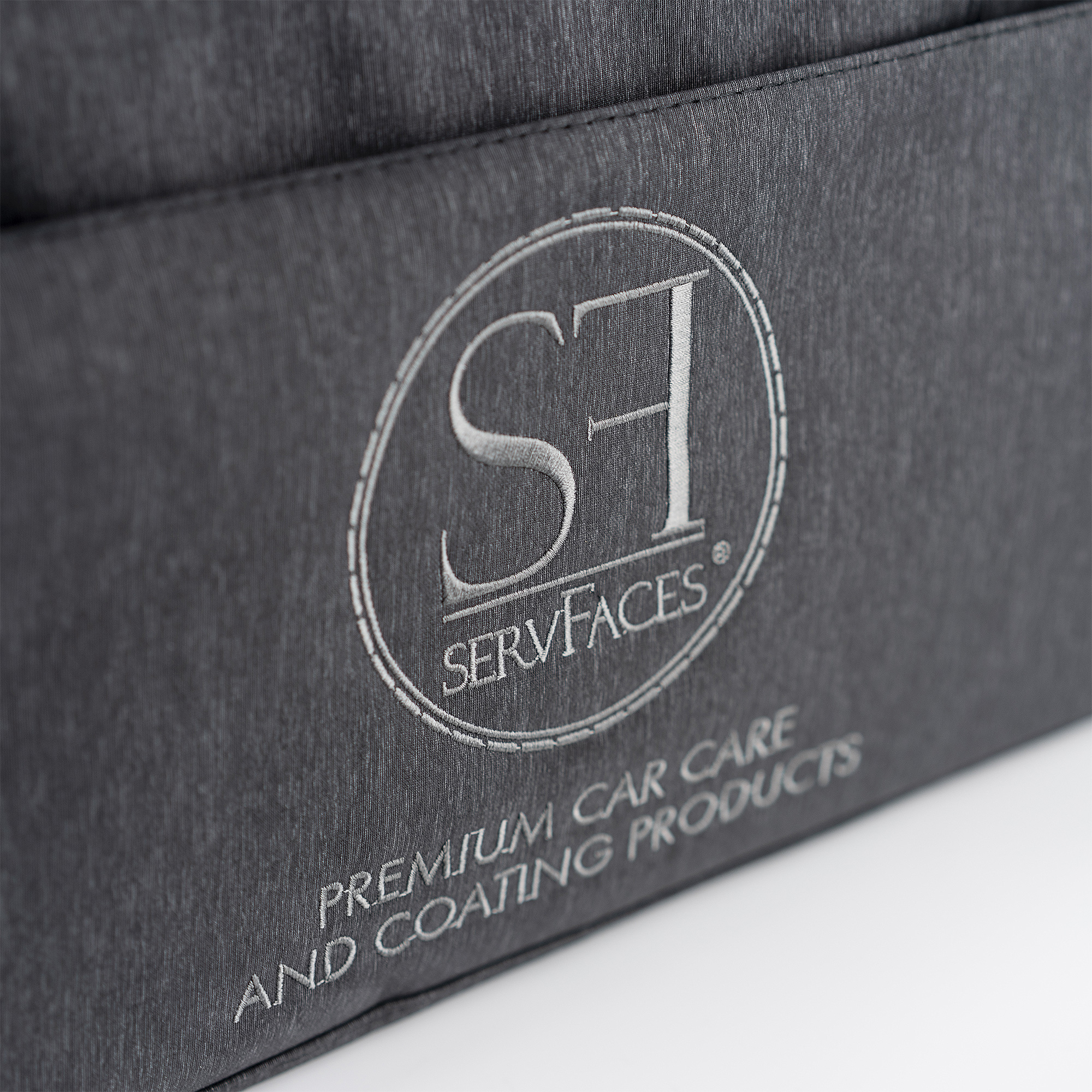 servFaces - Sports Bag, servFaces: a faithful companion.