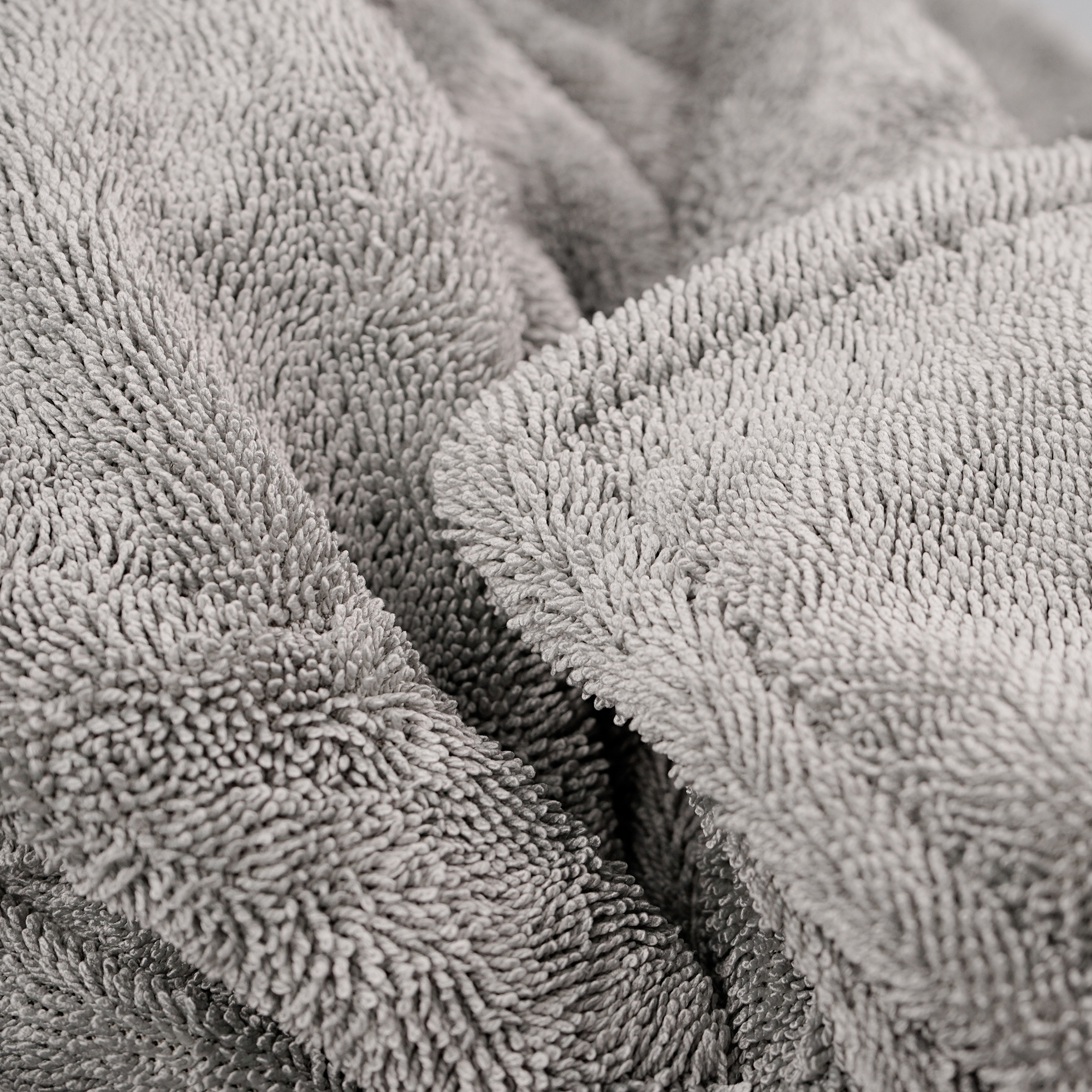 servFaces - Premium Drying Towel - Mikrofasertuch  servFaces Premium Drying Towel - damit alle Ihre zu bearbeitenden Fahrzeugoberflächen professionell gereinigt, poliert und versiegelt werden können