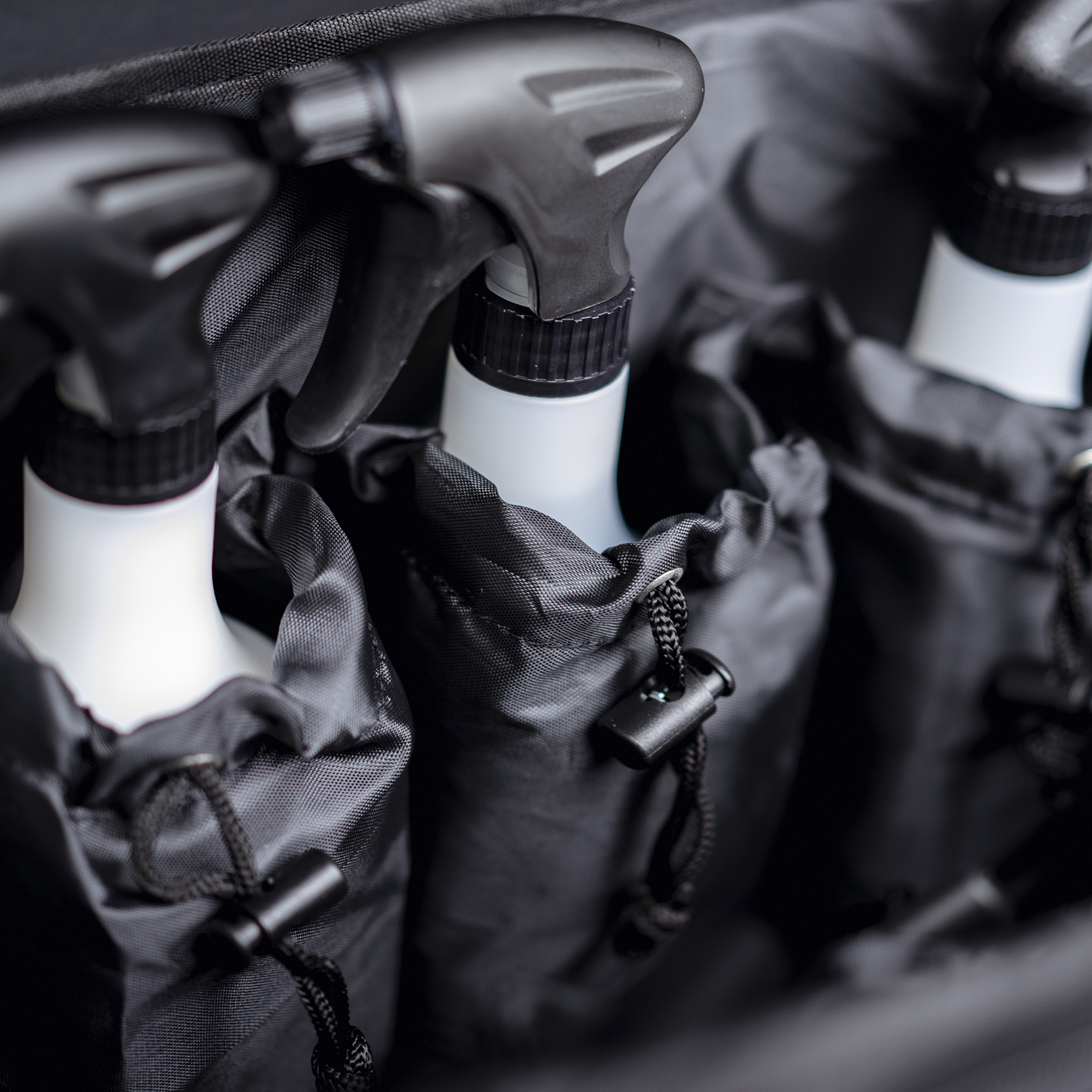servFaces - servBag - Autopflegetasche servFaces servBag - so kann jeder sehen, dass Sie auf servFaces als Pionier der Oberflächenveredelung vertrauen