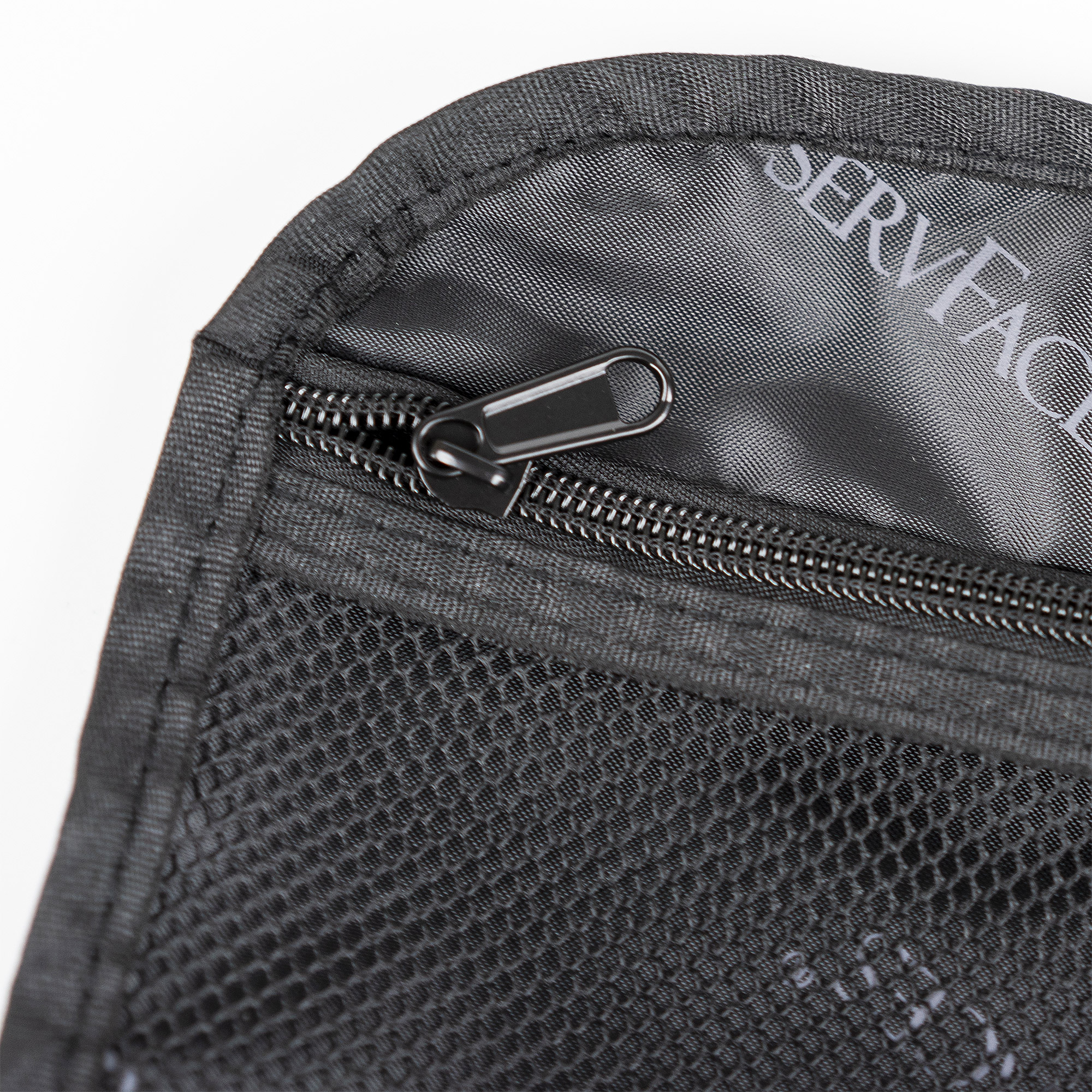 servFaces - Sports Bag, servFaces: a faithful companion.