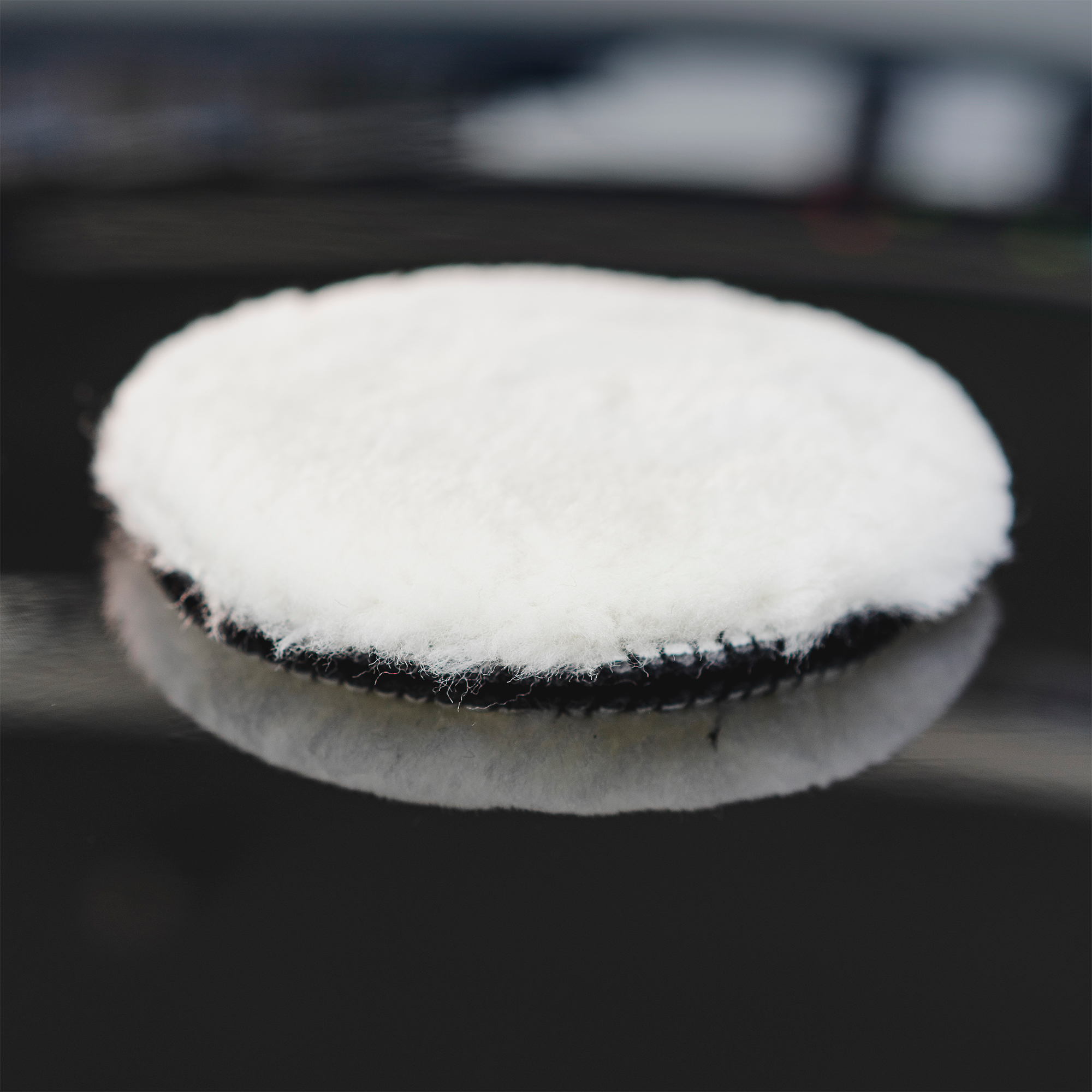 servFaces polishing cloth V2 – for professional preparation of stressed and worn surfaces